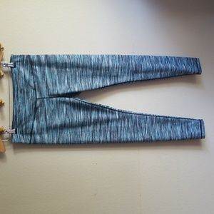 Zella L-XL Stripe Workout Leggings With Pocket